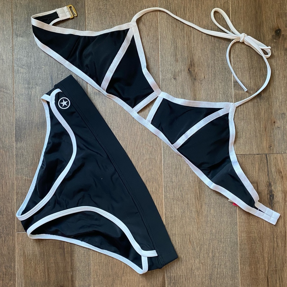 Converse Swim